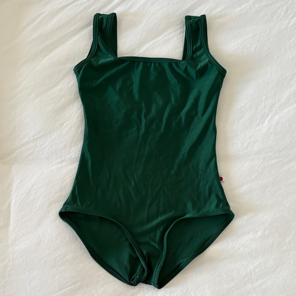 Yumiko Dark Green Marieke